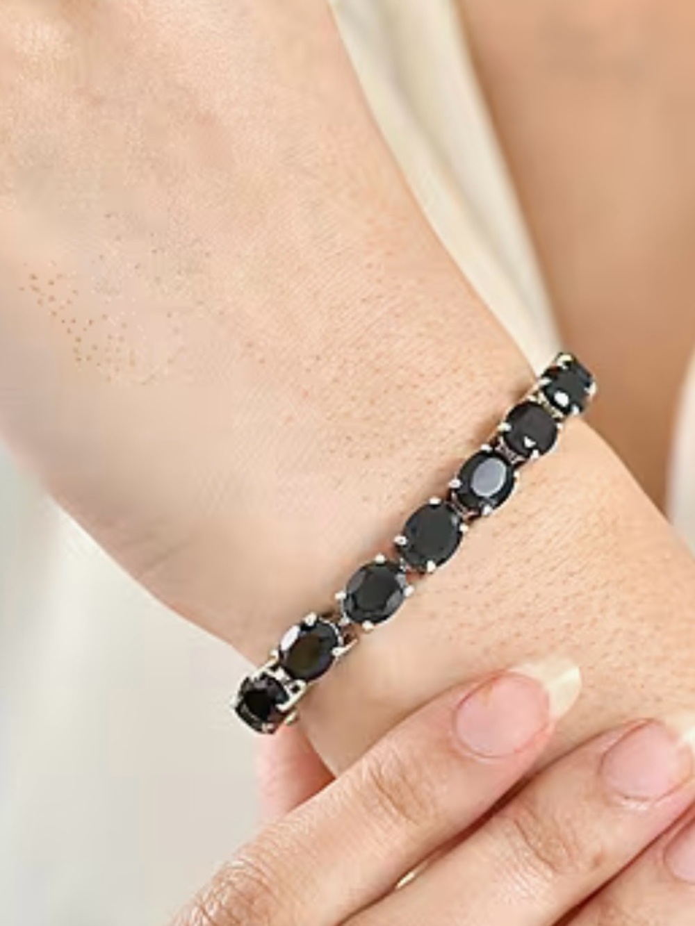 NWOT 925 Sterling Silver Black Jeweled Bracelet 8.5 inches
